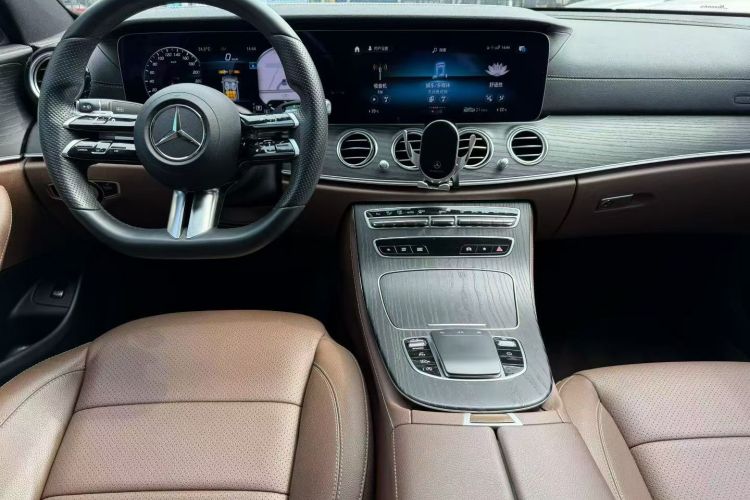 Used Mercedes-Benz E-Class 2021 Restyled E 300 L Sporty and Stylish Edition Audio And AC Panel