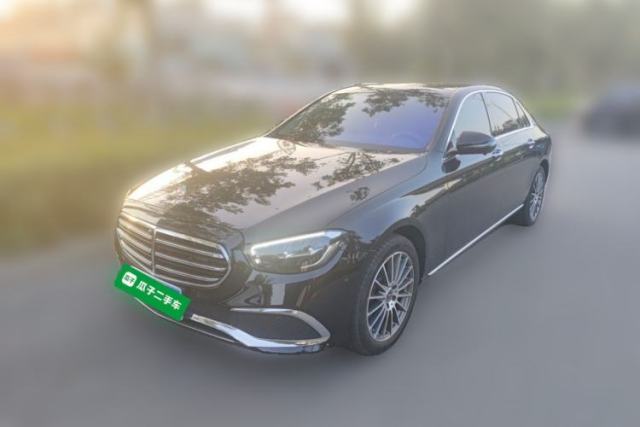 Ojetý Mercedes-Benz E-Class 2021 Facelift E 260 L