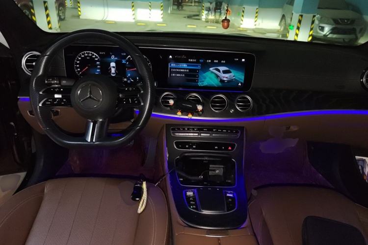 Used Mercedes-Benz E-Class 2021 Restyled E 300 Sport Edition Center Console