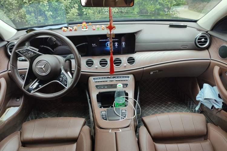 Used Mercedes-Benz E-Class 2021 Facelift E 260 L Center Console