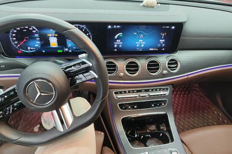 Used Mercedes-Benz E-Class 2021 E 260 L Sport Edition Center Console