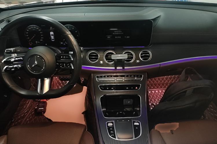 Used Mercedes-Benz E-Class 2021 Facelift E 260 L Sport Edition Center Console
