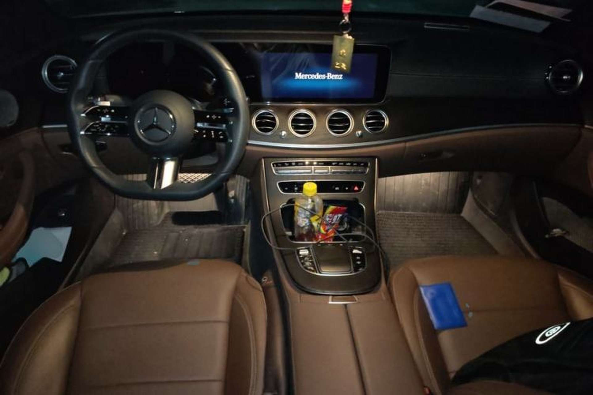 Used Mercedes-Benz E-Class 2021 Restyled E 300 L Sport Luxury Edition Center Console