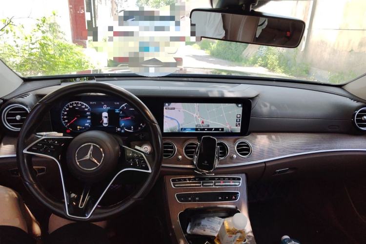 Used Mercedes-Benz E-Class 2021 Facelift E 260 L Center Console