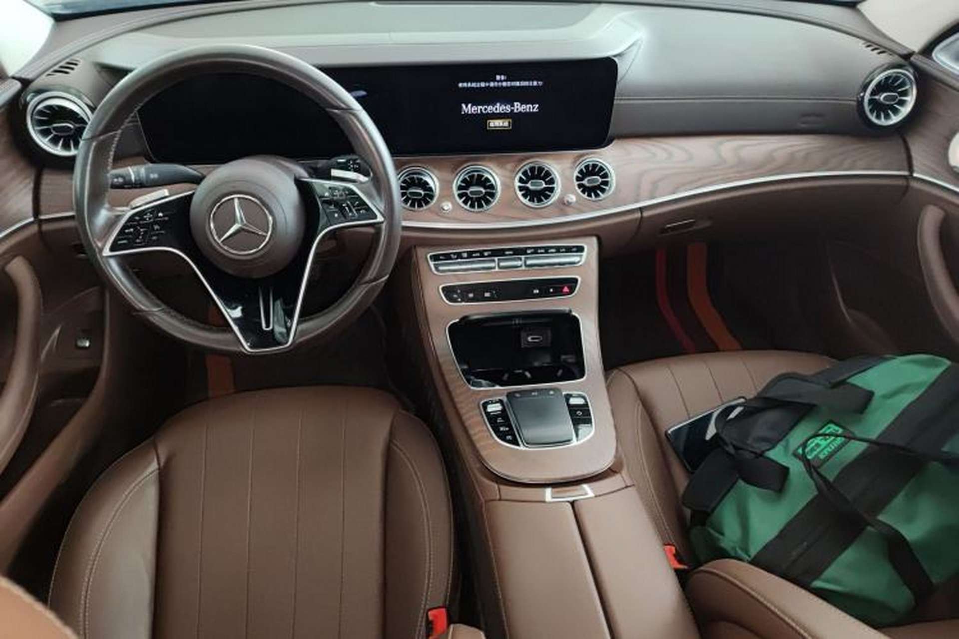 Used Mercedes-Benz E-Class 2021 Facelift E 300 L Stylish Edition Center Console