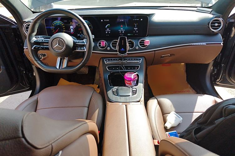 Used Mercedes-Benz E-Class 2021 Restyled E 300 L Sporty and Stylish Edition Center Console