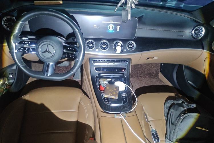 Used Mercedes-Benz E-Class 2021 Restyled E 300 L Sport Luxury Edition Center Console