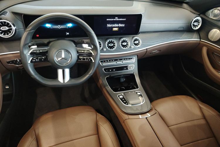 Used Mercedes-Benz E-Class 2021 Restyled E 300 L Sporty and Stylish Edition Center Console
