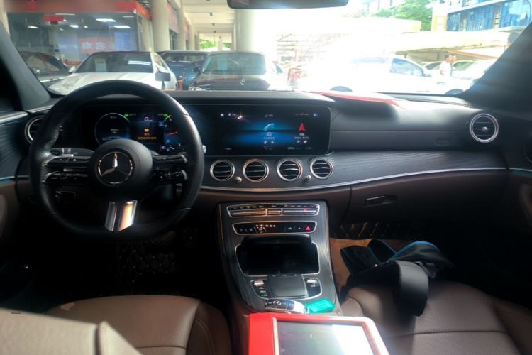 Used Mercedes-Benz E-Class 2021 Restyled E 300 L Sporty and Stylish Edition Center Console