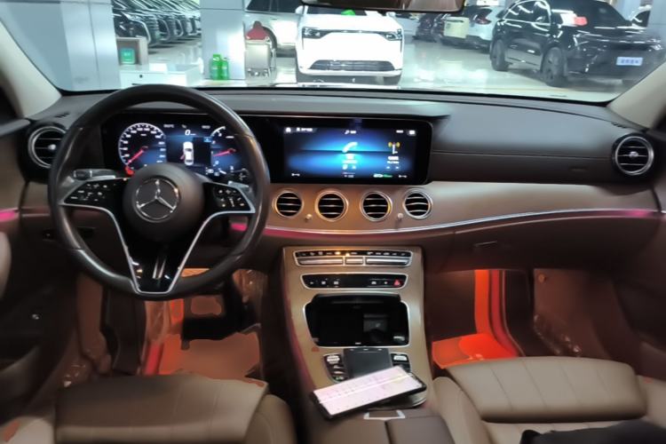 Used Mercedes-Benz E-Class 2021 Facelift E 260 L Center Console