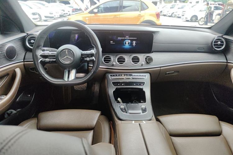 Used Mercedes-Benz E-Class 2021 E 260 L Sport Edition Center Console