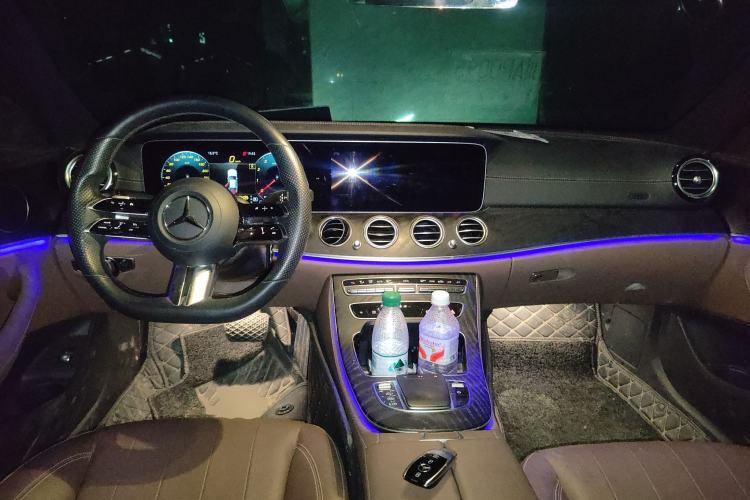 Used Mercedes-Benz E-Class 2021 Updated E 260 Fashion Sport Edition Center Console