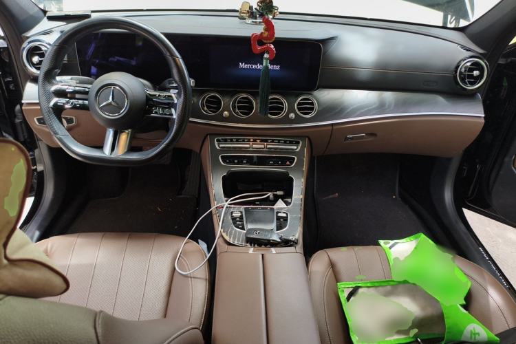Used Mercedes-Benz E-Class 2021 Updated E 260 Fashion Sport Edition Center Console