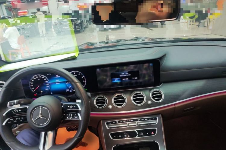 Used Mercedes-Benz E-Class 2021 Restyled E 300 L Sporty and Stylish Edition Center Console