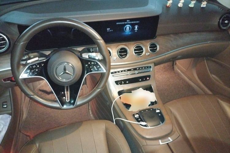 Used Mercedes-Benz E-Class 2021 E 300 L Stylish Model Center Console
