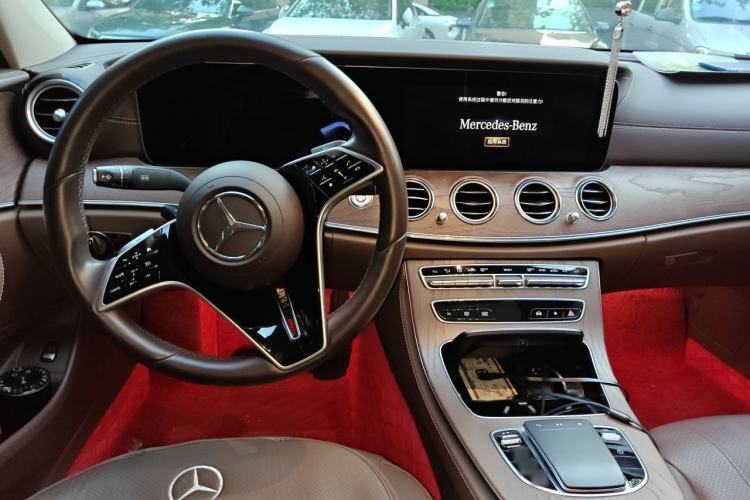 Used Mercedes-Benz E-Class 2021 E 300 L Stylish Model Center Console
