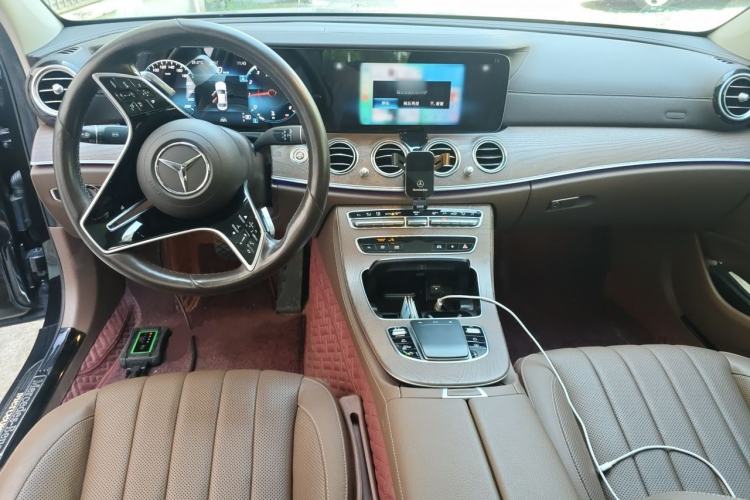 Used Mercedes-Benz E-Class 2021 Facelifted E 300 L Prestige Edition Center Console