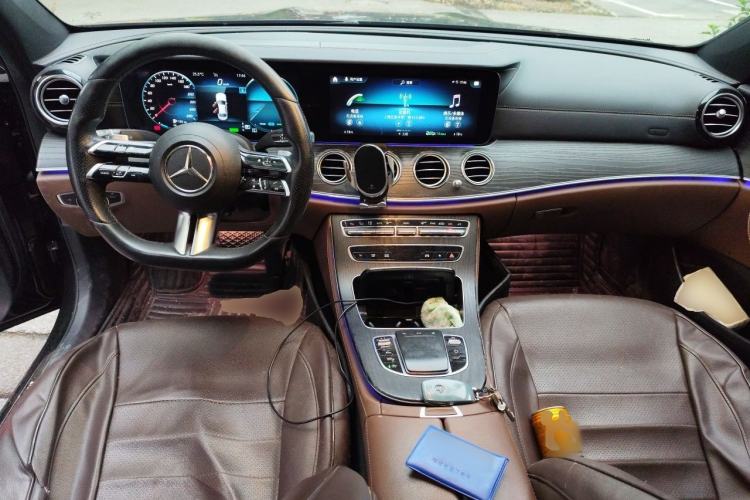Used Mercedes-Benz E-Class 2021 E 260 L Sport Edition Center Console
