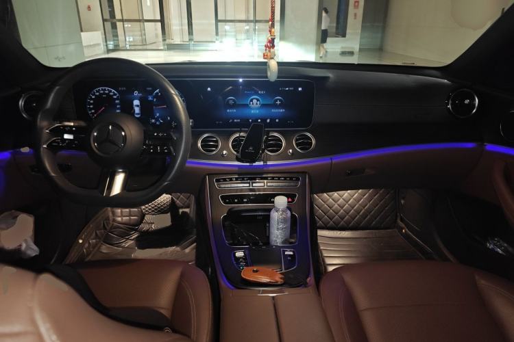 Used Mercedes-Benz E-Class 2021 Restyled E 300 L Sporty and Stylish Edition Center Console