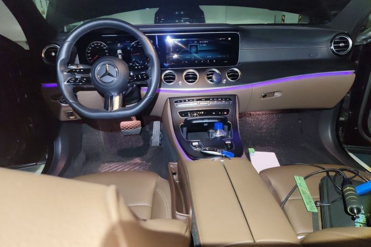 Used Mercedes-Benz E-Class 2021 Restyled E 300 L Sport Luxury Edition Center Console