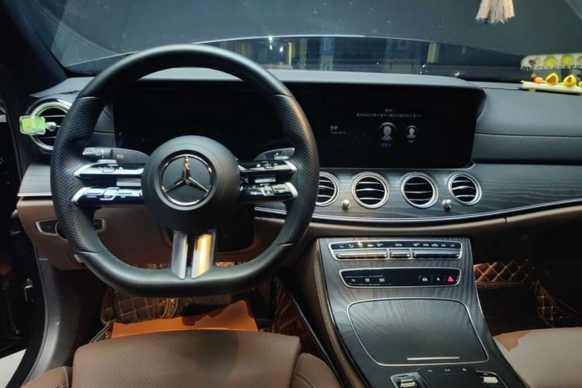 Used Mercedes-Benz E-Class 2021 Facelift E 260 L Sport Edition Center Console