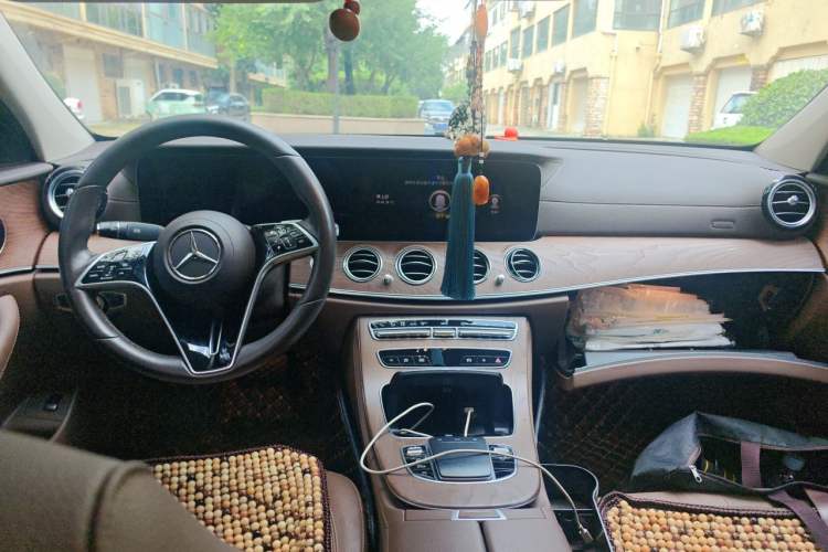 Used Mercedes-Benz E-Class 2021 Facelift E 300 L Stylish Edition Center Console