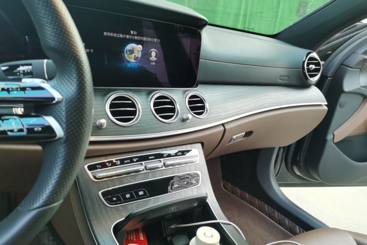Used Mercedes-Benz E-Class 2021 Restyled E 300 L Sporty and Stylish Edition Center Console