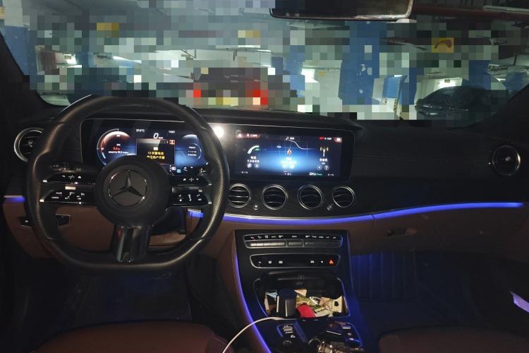 Used Mercedes-Benz E-Class 2021 Restyled E 300 L Sport Luxury Edition Center Console