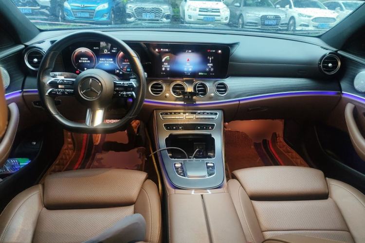 Used Mercedes-Benz E-Class 2021 E 260 L Sport Edition Center Console