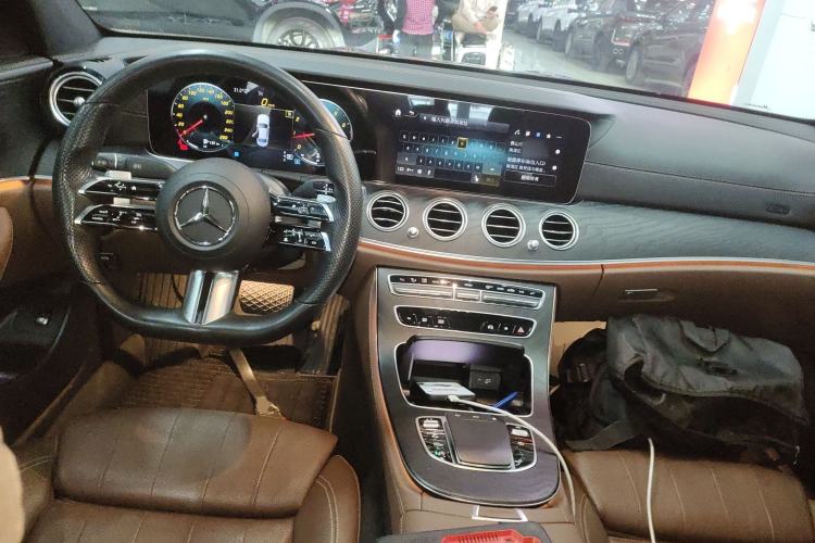 Used Mercedes-Benz E-Class 2021 Updated E 260 Fashion Sport Edition Center Console