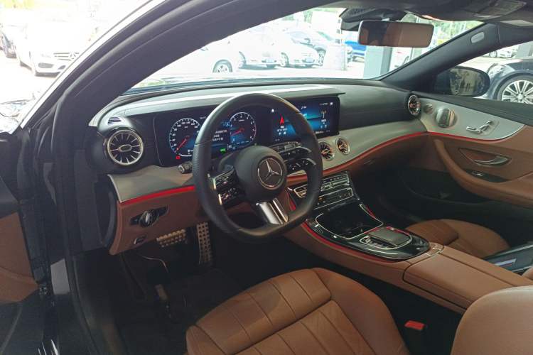 Used Mercedes-Benz E-Class 2021 E 260 Coupe Center Console
