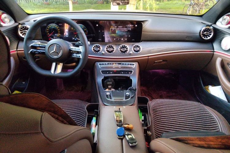 Used Mercedes-Benz E-Class 2021 Restyled E 300 L Sporty and Stylish Edition Center Console