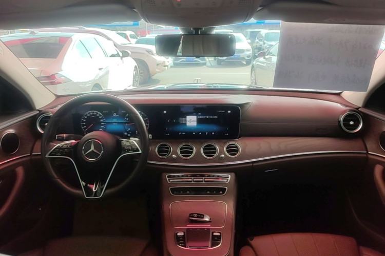 Used Mercedes-Benz E-Class 2021 Facelift E 260 L Center Console