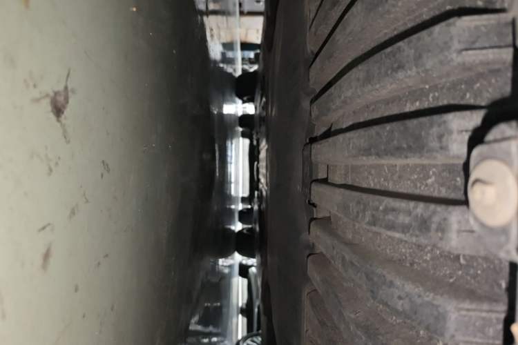 Used Mercedes-Benz E-Class 2021 E 300 L Sporty and Stylish Model Chassis Front
