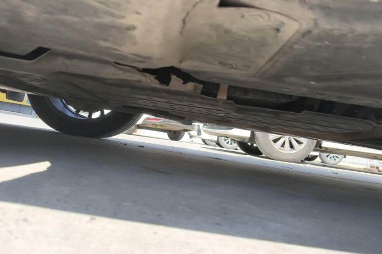 Used Mercedes-Benz E-Class 2021 Facelift E 260 L Chassis Front Left