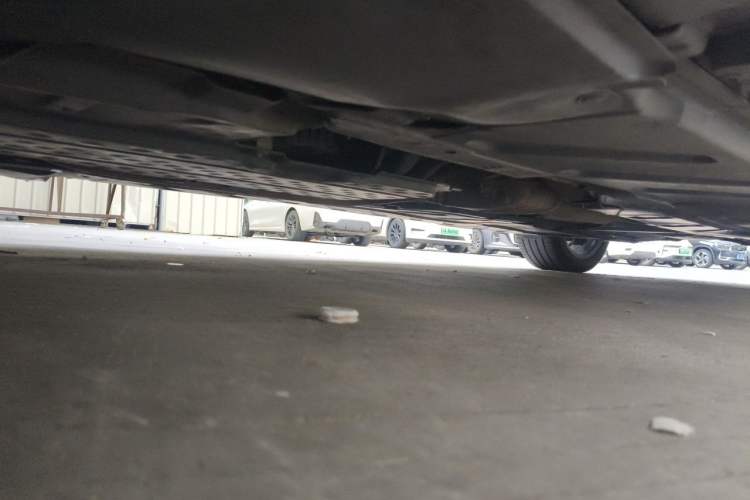 Used Mercedes-Benz E-Class 2021 Facelift E 260 L Chassis Front Left