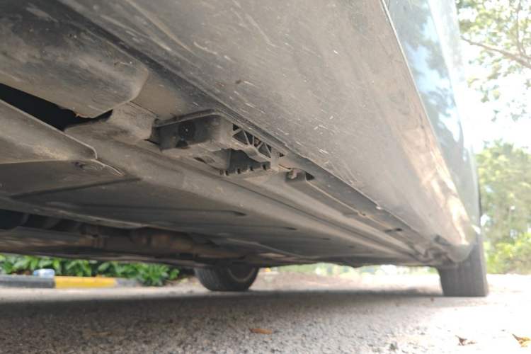 Used Mercedes-Benz E-Class 2021 E 300 L Premium Edition Chassis Front Left