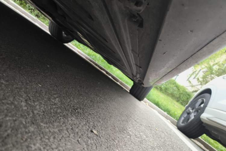 Used Mercedes-Benz E-Class 2021 Facelift E 260 L Sport Edition Chassis Front Left