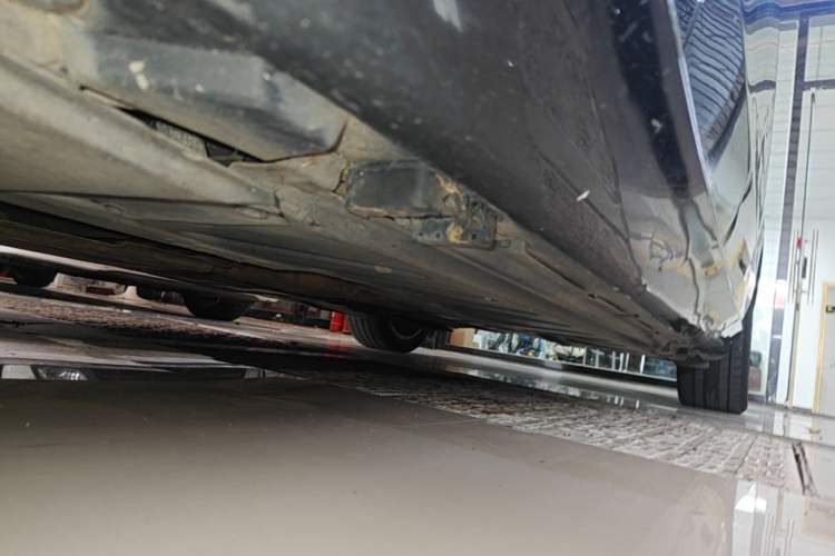 Used Mercedes-Benz E-Class 2021 Restyled E 300 L Luxury Edition Chassis Front Left