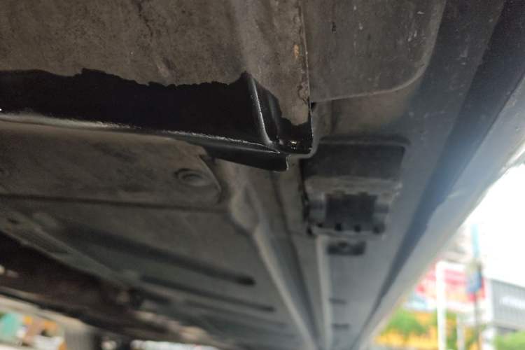 Used Mercedes-Benz E-Class 2021 Facelift E 260 L Chassis Front Left