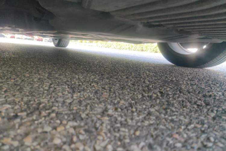 Used Mercedes-Benz E-Class 2021 E 300 L Sporty and Stylish Model Chassis Front Right