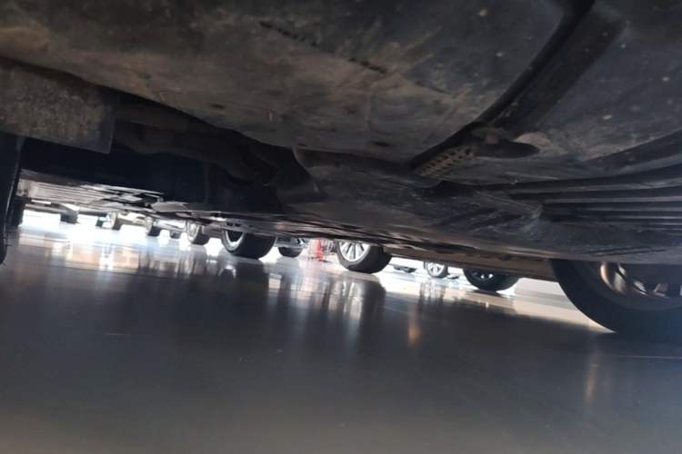 Used Mercedes-Benz E-Class 2021 Restyled E 300 L Luxury Edition Chassis Front Right