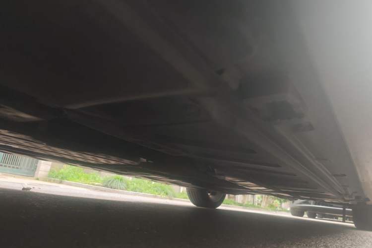 Used Mercedes-Benz E-Class 2021 E 300 L Sporty and Stylish Model Chassis Front Right