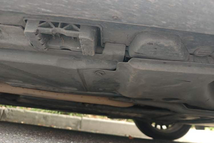 Used Mercedes-Benz E-Class 2021 E 300 L Luxury Model Chassis Front Right
