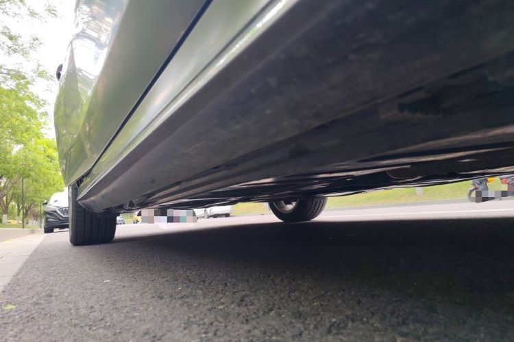 Used Mercedes-Benz E-Class 2021 Restyled E 300 L Luxury Edition Chassis Front Right