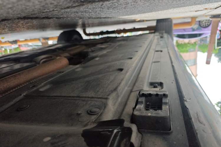 Used Mercedes-Benz E-Class 2021 Facelift E 260 L Chassis Front Right