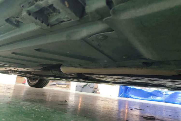 Used Mercedes-Benz E-Class 2021 E 300 L Sporty and Stylish Model Chassis Front Right