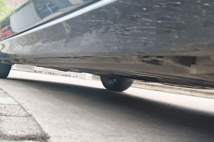 Used Mercedes-Benz E-Class 2021 Facelift E 260 L Chassis Front Right