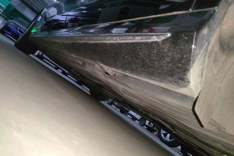 Used Mercedes-Benz E-Class 2021 E 300 L Sporty and Stylish Model Chassis Rear Left