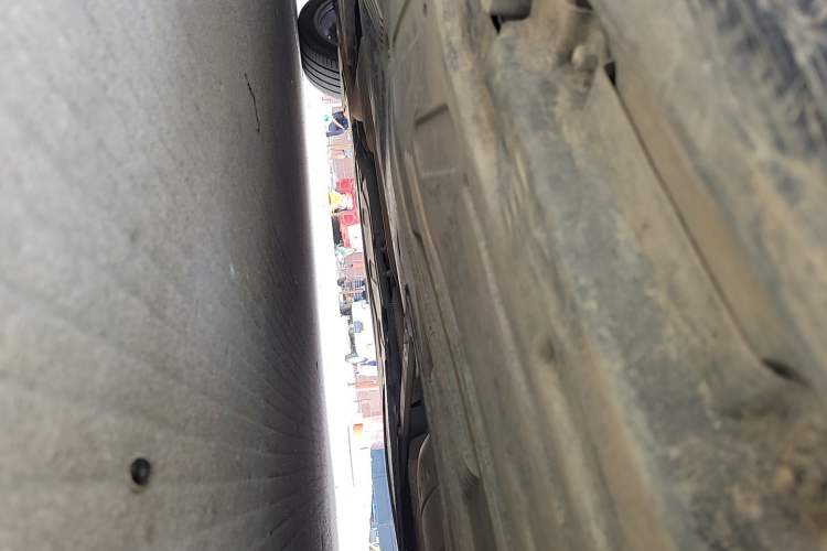 Used Mercedes-Benz E-Class 2021 E 300 L Luxury Model Chassis Rear Left